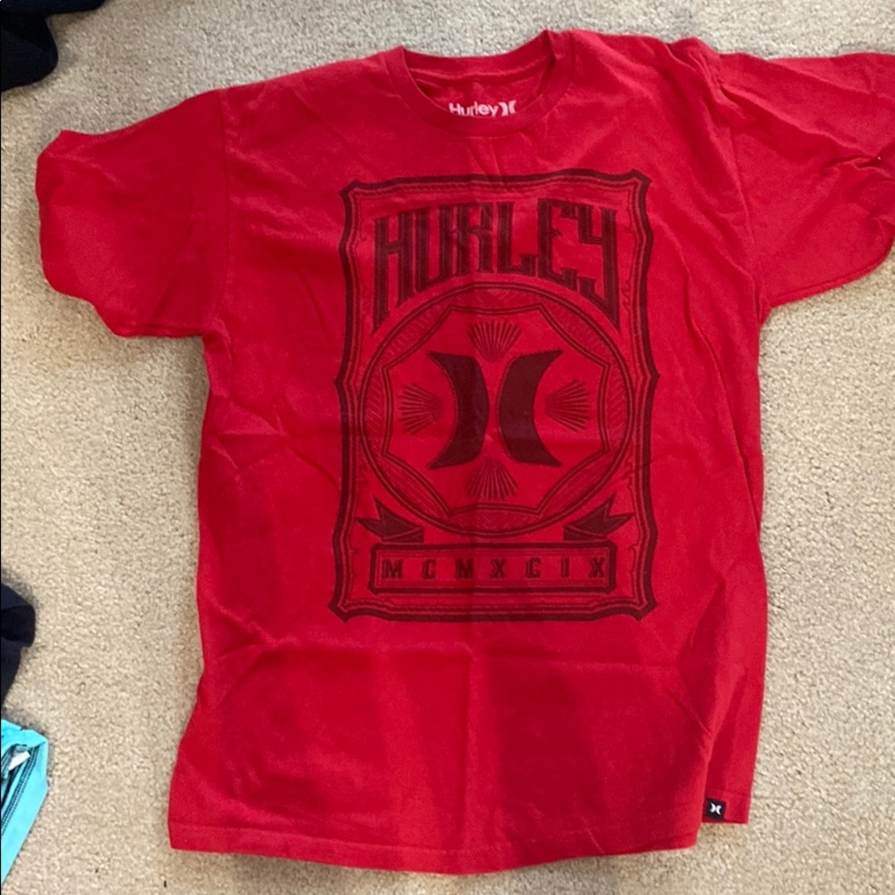 Hurley red t-shirt